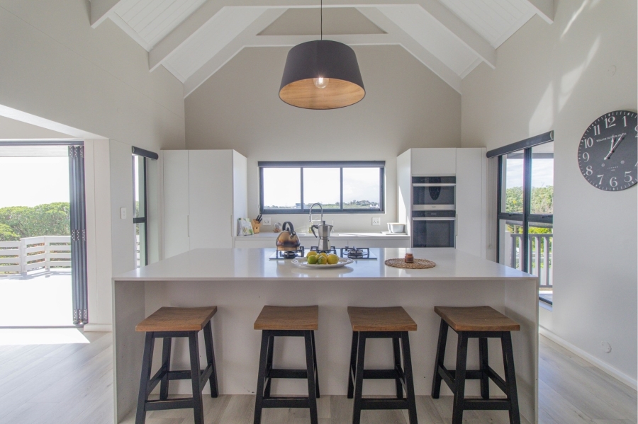 9 Bedroom Property for Sale in Olifantskop Western Cape